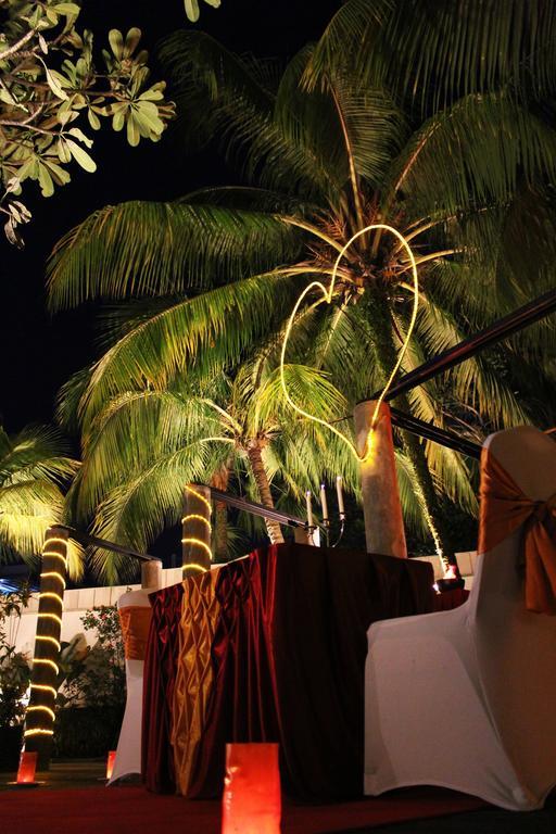 Grand Suka Hotel Pekanbaru Zewnętrze zdjęcie